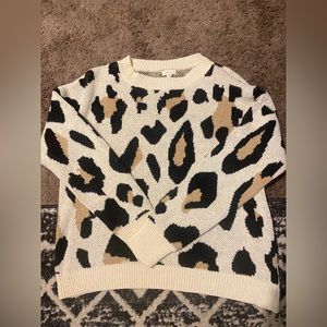 Cheetah beige sweater